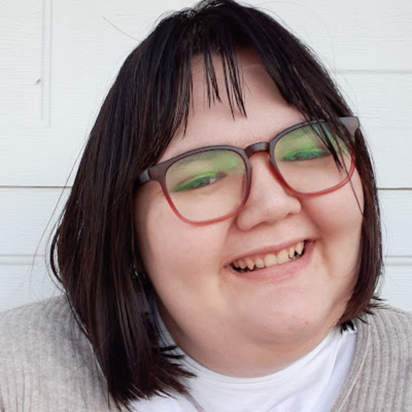 Meet your Posher, Ashley - Picture 1 of 1